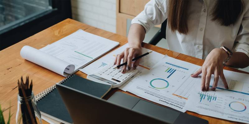 Accompagnement à la reprise d'entreprise et due diligence pour investisseurs à Mandelieu-la-Napoule et Théoule-sur-Mer